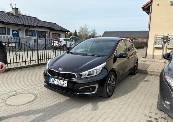 Kia Ceed cena 45900 przebieg: 184200, rok produkcji 2016 z Wrocław małe 191